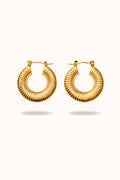 ribbed hoop earrings