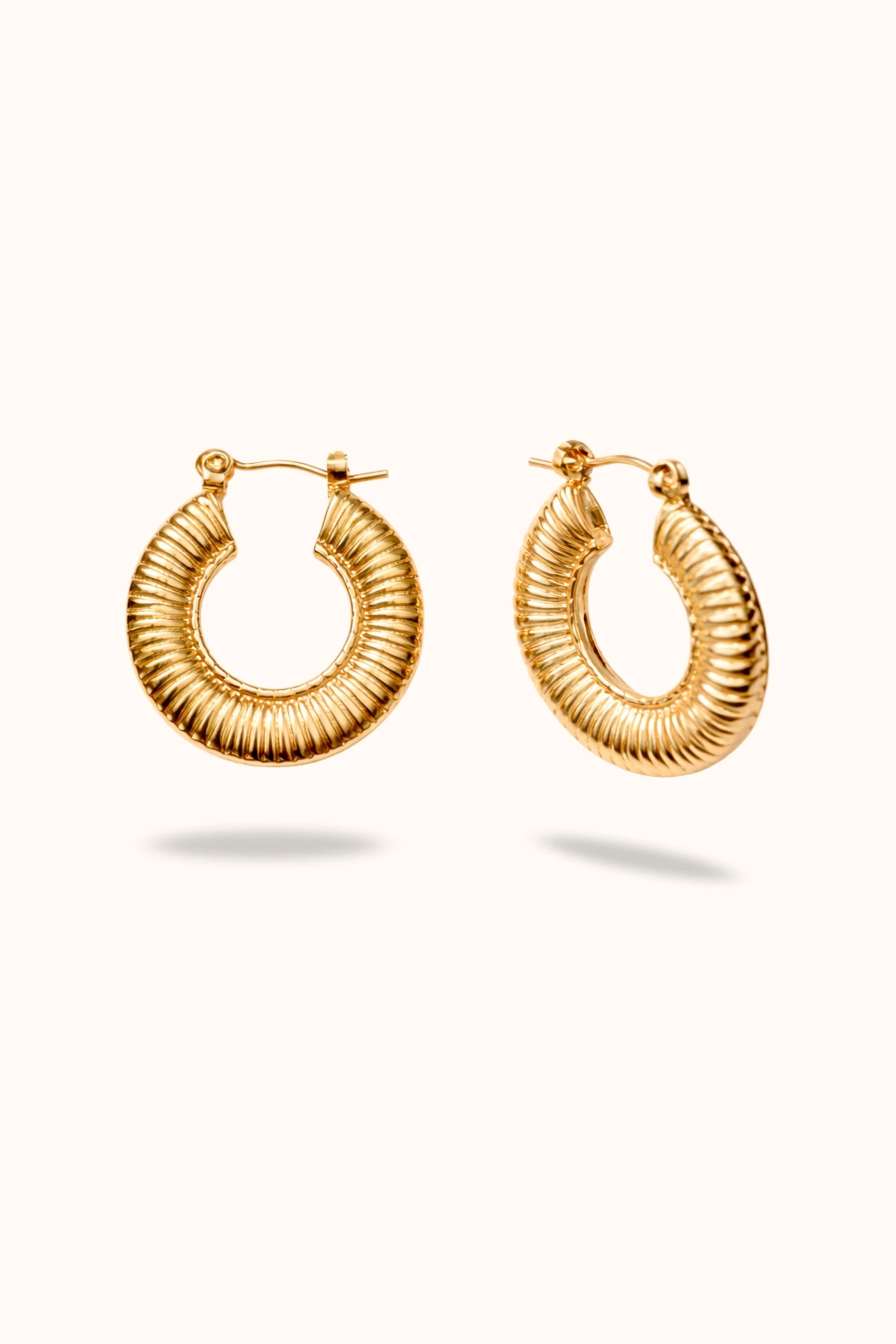 ribbed hoop earrings